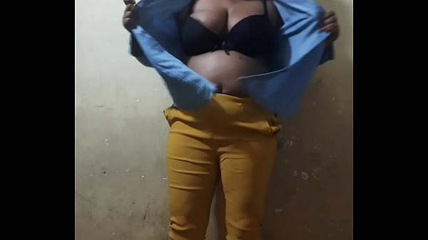 Big boobs oil massage hardly