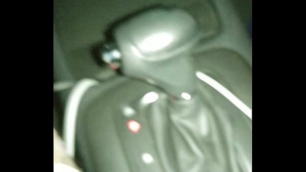 girl give uber driver head