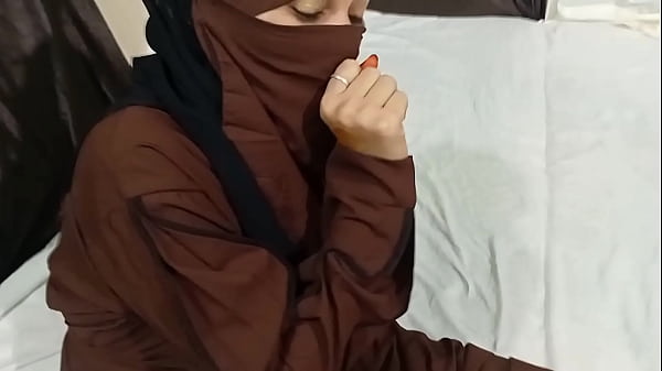 Hot sexy Indian Muslim girl sex with step brother
