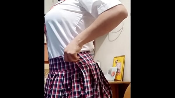 THIS IS THE LEAKED VIDEO! MY STEPSISTER IS THE HOTTEST STUDENT IN CLASS, SHE LIKES TO MAKE HOMEMADE PORN IN THE TEACHER’S OFFICE AND SHOW HER TIGHT PUSSY.