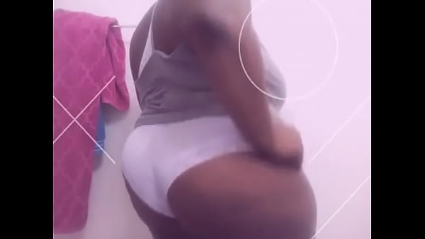 Big booty how twerking on s. before getting fucked