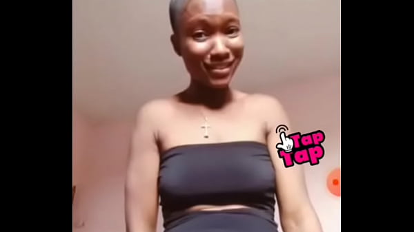 Bigo girl shows off panties