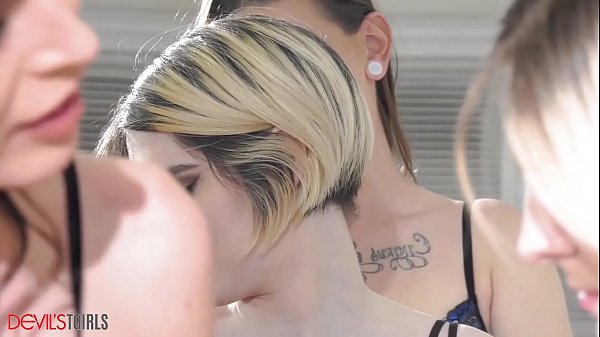 Trans Girls Pound Each Other In A Sexy Threesome