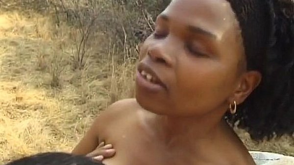 African amateur outdoor sucks white dong
