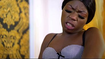 GIRLS POWER EST SERIE QUI PARLE DES DOMINATRICE DU  SEXE